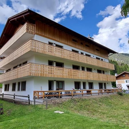 Apartament Stella Alpina Campitello di Fassa Zewnętrze zdjęcie