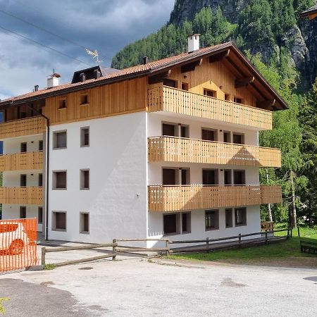 Apartament Stella Alpina Campitello di Fassa Zewnętrze zdjęcie
